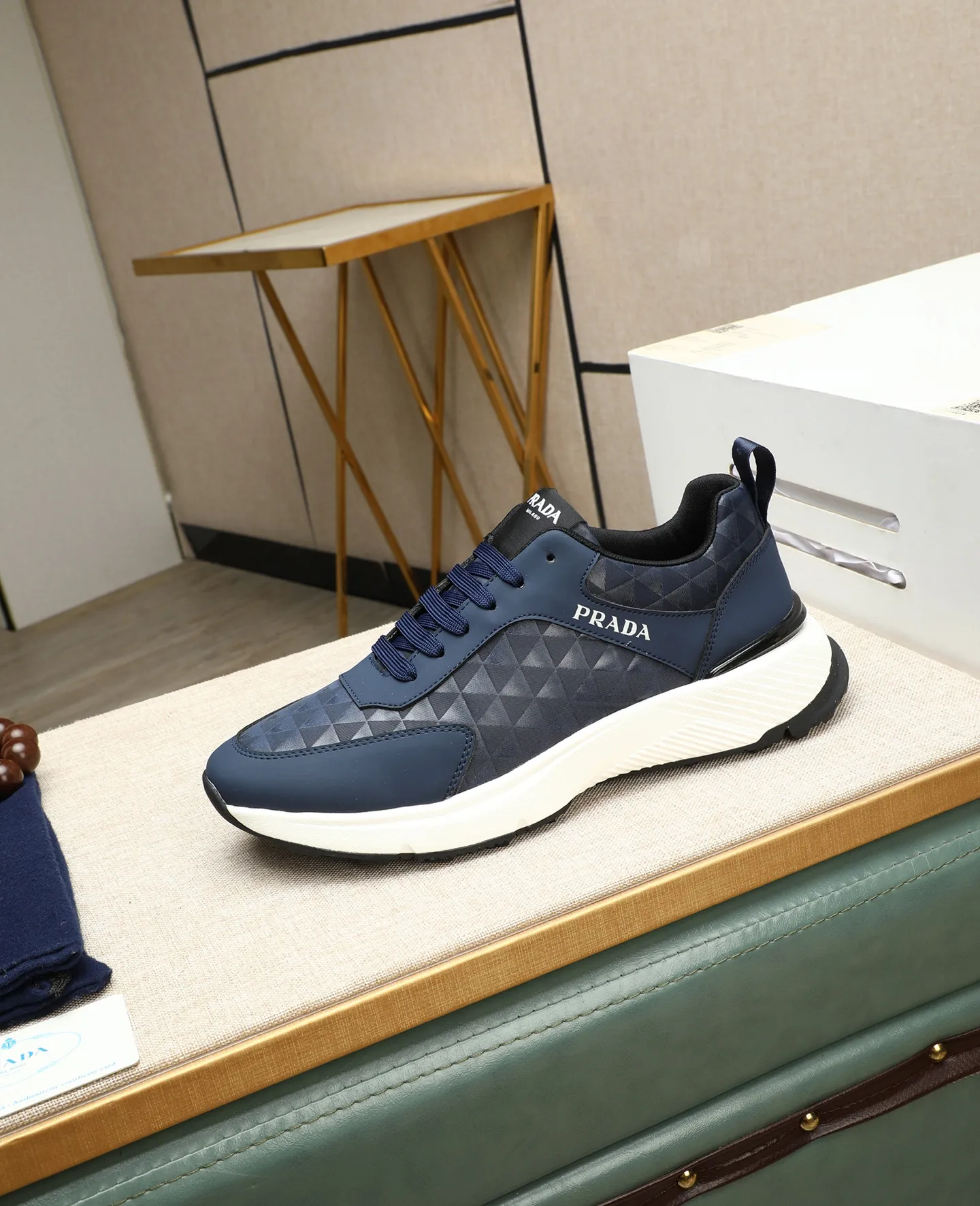 Men's men's shoes💰460🌹🌹[PRADA—Prada] new model🙈original replica! 👟👟👟The uppers are made of top-notch workmanship from Italy🇮🇹Imported calfskin❗️Genuine leather lining@Suitable for travel, the original version has an enlarged engraved sole, making it suitable for all kinds of travel, showing low-key luxury. Let quality speak for itself. Color: Size: 38-44